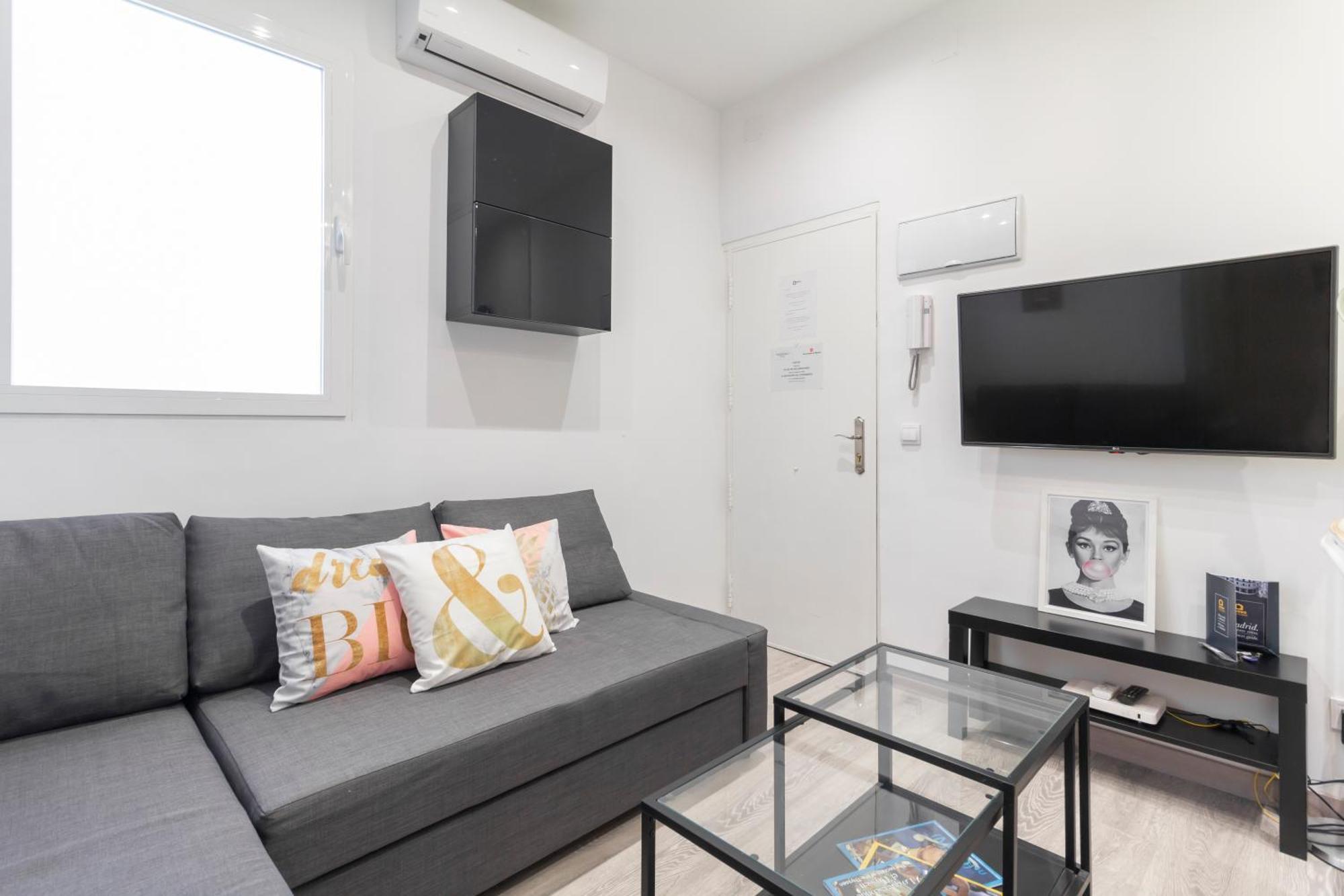Ronda De Valencia Apartamento マドリード エクステリア 写真